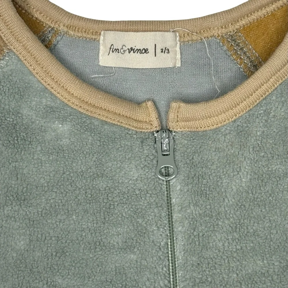 Fin & Vince Sherpa Romper‎
